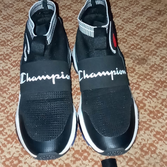 championship shoes - Picture 2 of 3